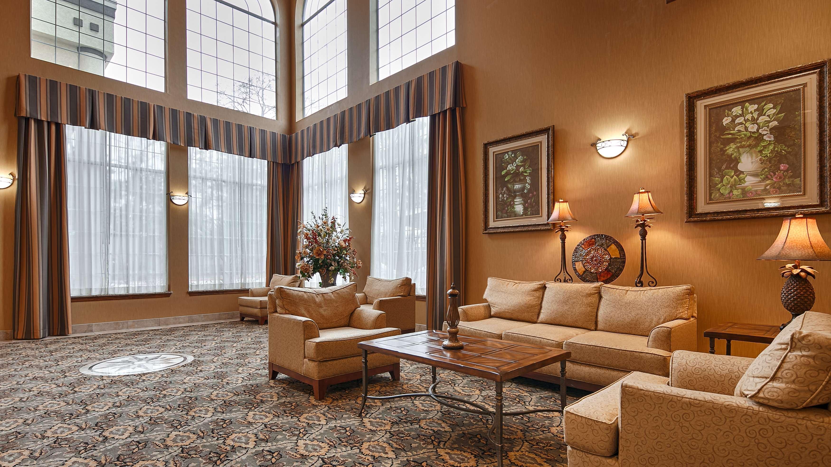 Best Western Plus New Caney Inn & Suites Buitenkant foto