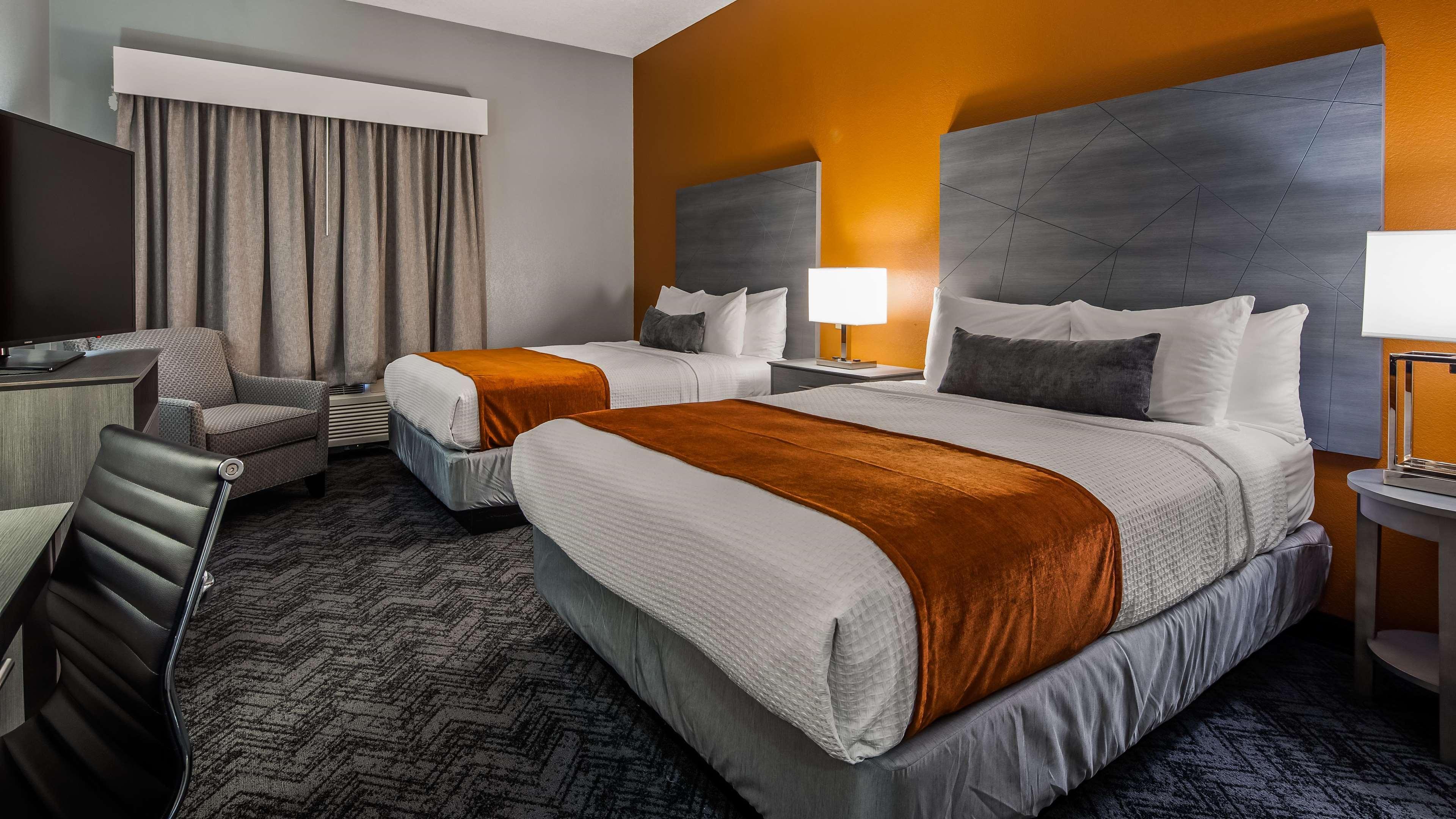 Best Western Plus New Caney Inn & Suites Buitenkant foto